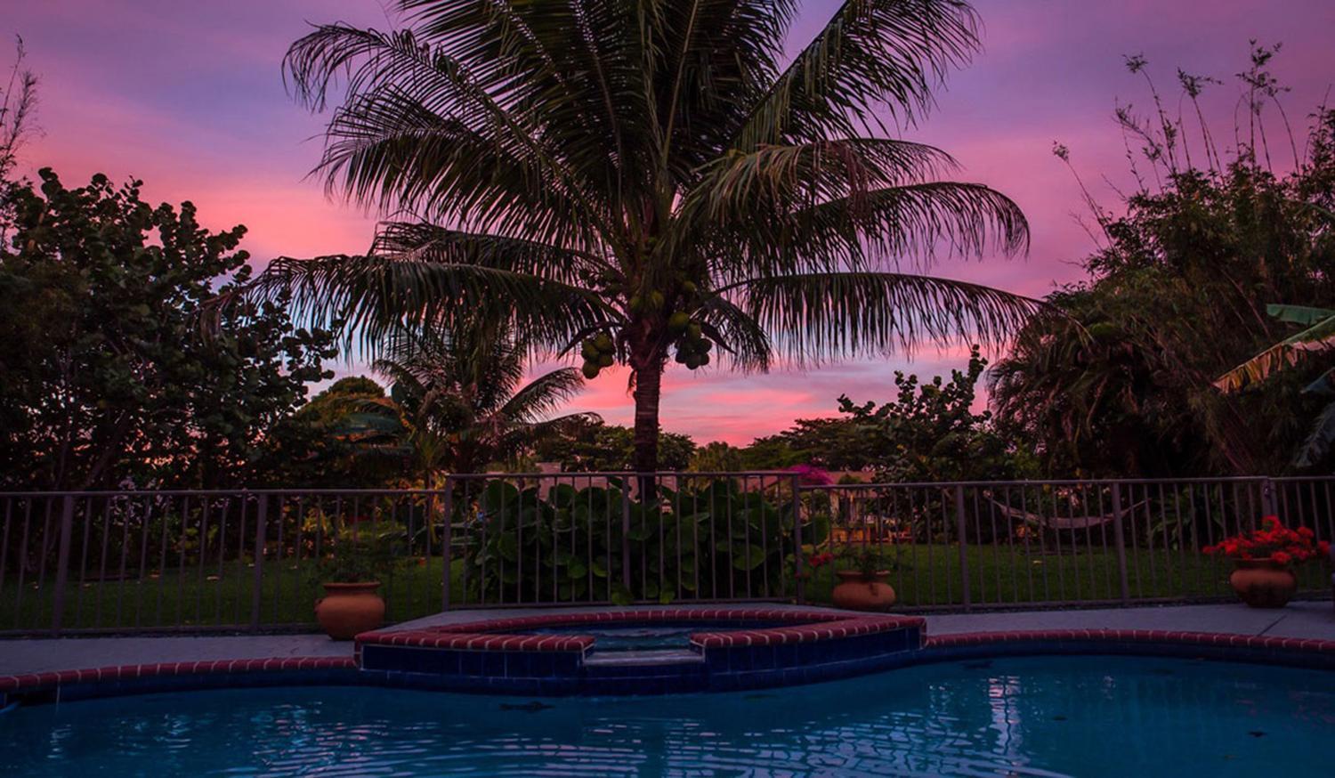 Dolphin Retreat - East Boca Raton Villa Exterior photo